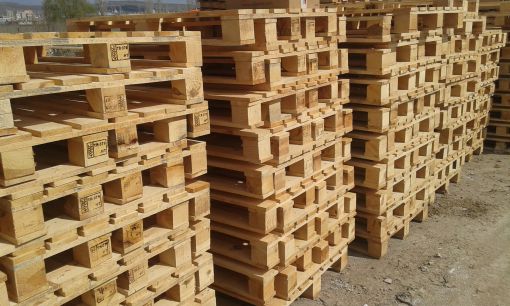 Ahşap palet alım satım merkezi olan Türkiye Palet mersin limanına palet gönderdi.